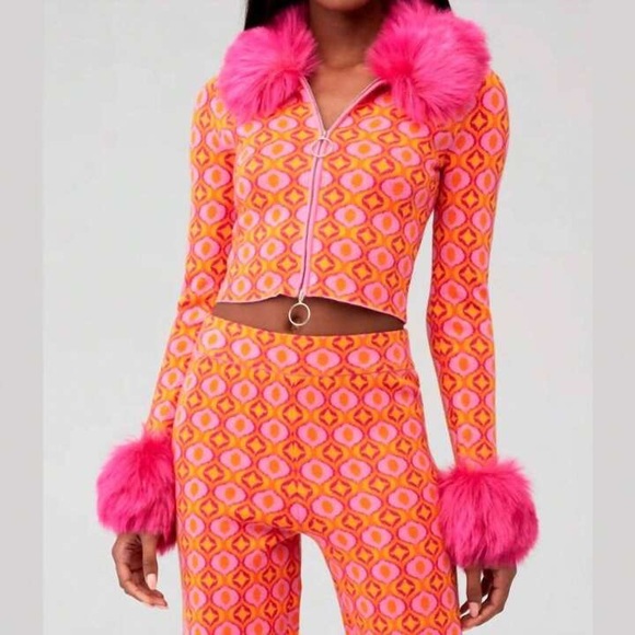 Show Me Your Mumu SHOW ME YOUR MUMU Zermatt Zip Up In Pink Geo Jacquard XS - Picture 1 of 6